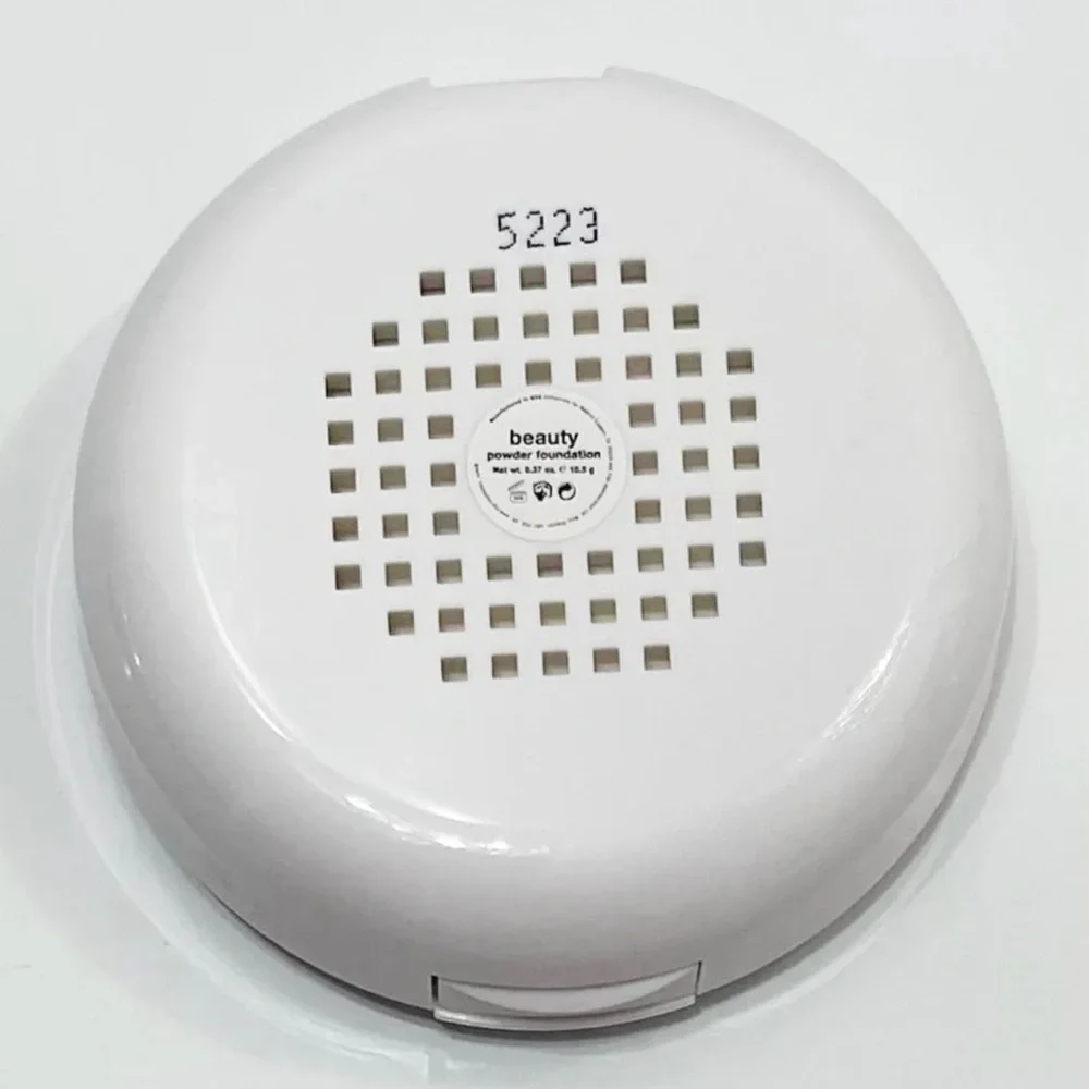 TIGI Cosmetics Beauty Powder Foundation